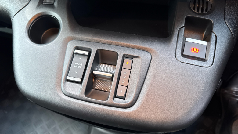 Peugeot Partner E-Standard 800 100kW 50kWh Professional Premium + Van Auto